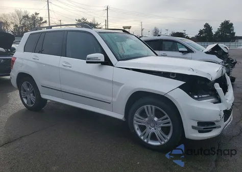 2015 Mercedes-Benz Glk 350 4Matic z USA, uszkodzony, nr VIN WDCGG8JB0FG436463